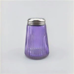 стъклени буркани с подправки с капаци на шейкър