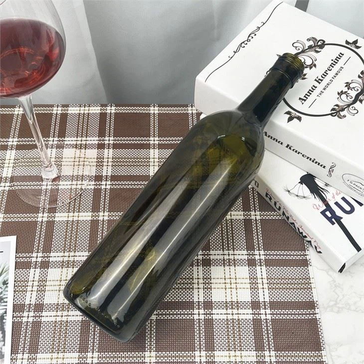 Wholesale Dark Green Glass Wine Bottles
